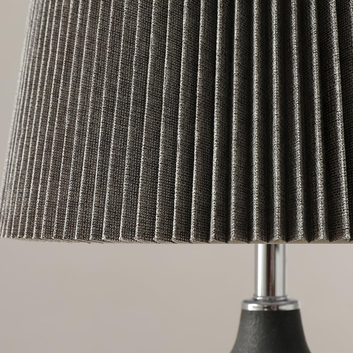 Oasis-bordlampe i stof