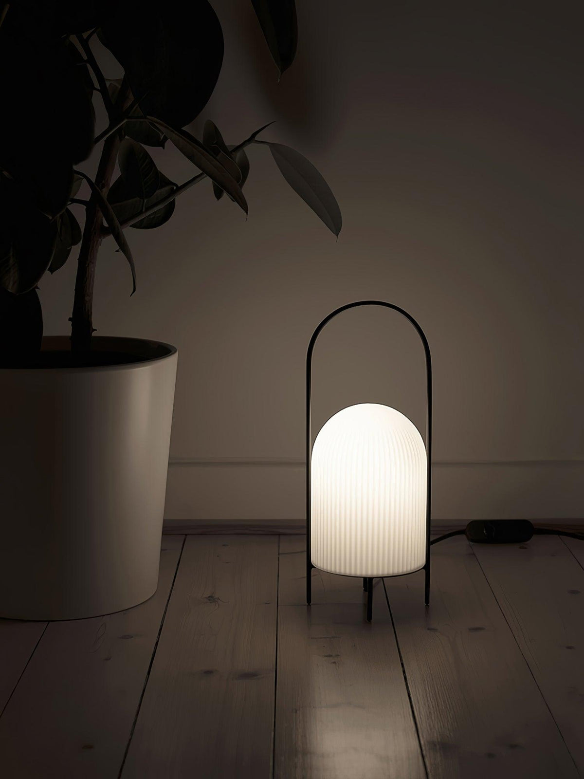Firaie minimalistisk bordlampe i glas