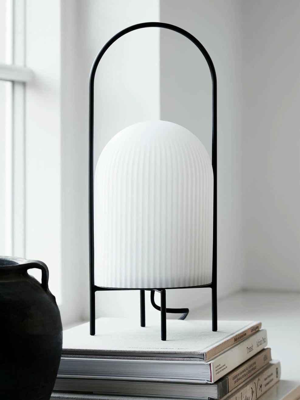 Firaie minimalistisk bordlampe i glas