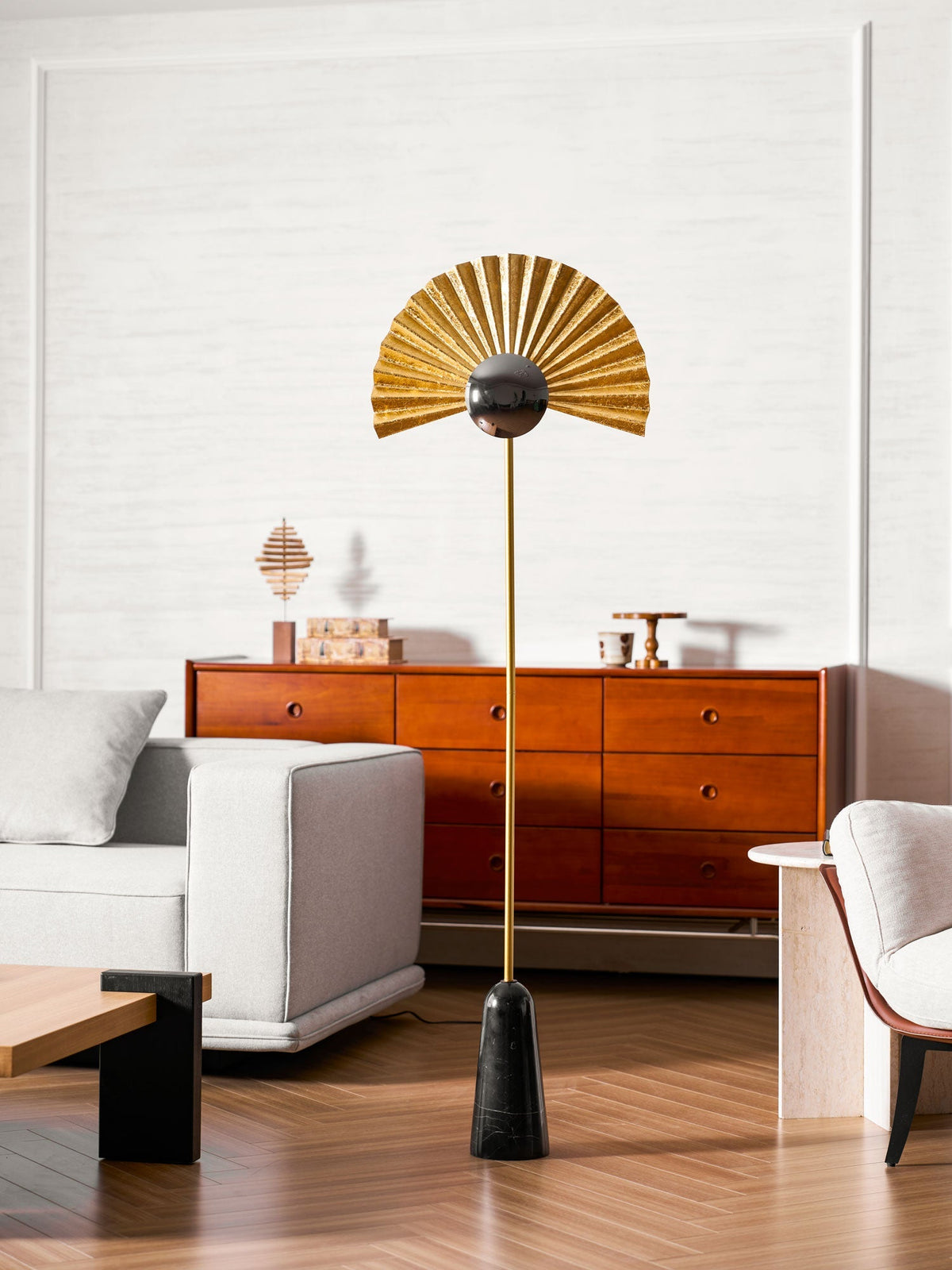 Candeeiro de pé Solvaar Gilded Fan