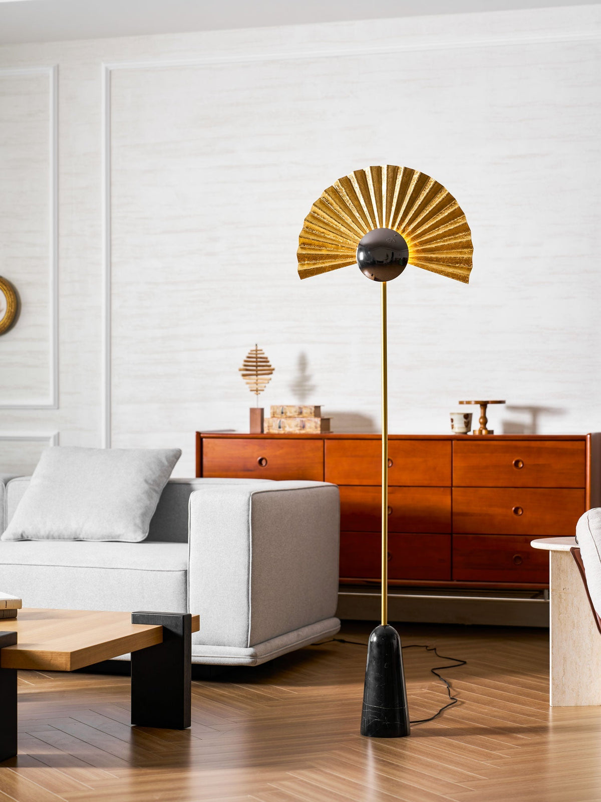 Candeeiro de pé Solvaar Gilded Fan