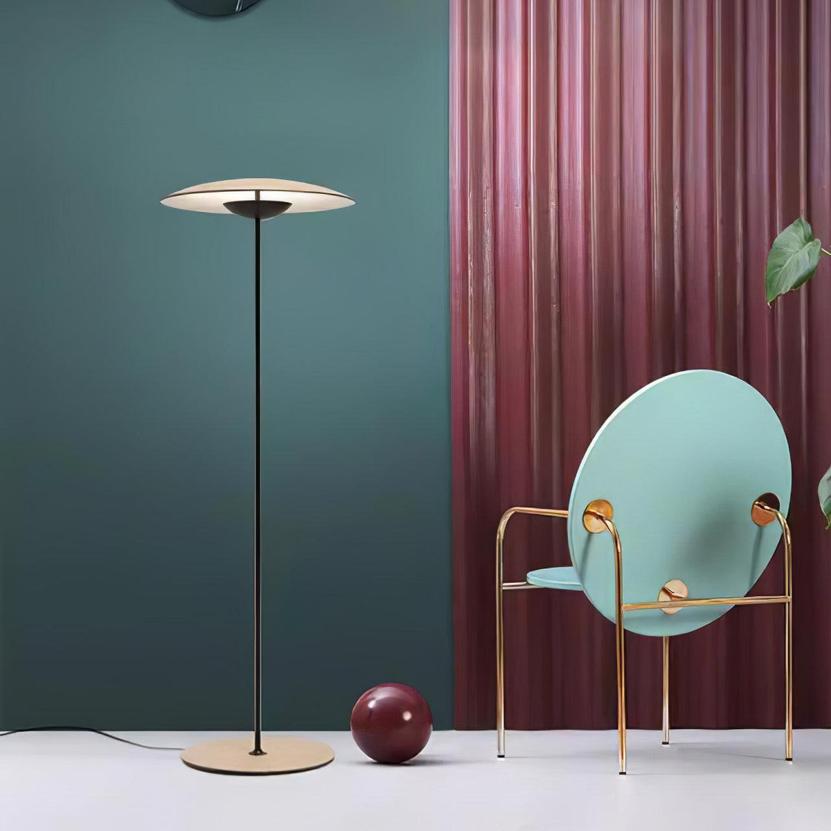 Ferinira minimalistisk golvlampa i aluminium