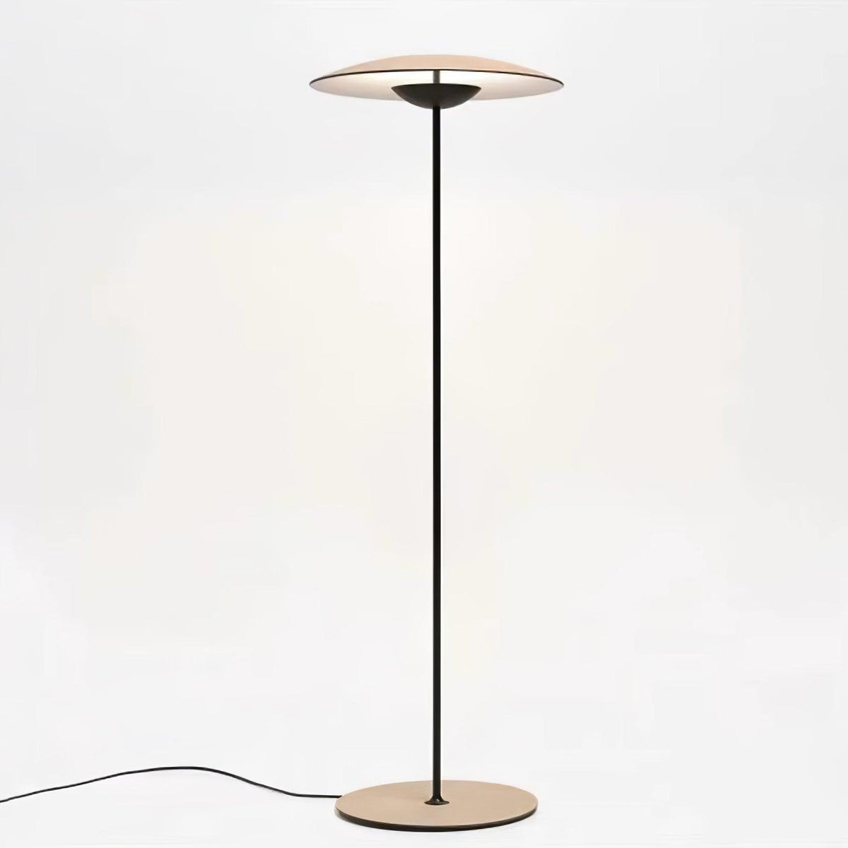Ferinira minimalistisk golvlampa i aluminium