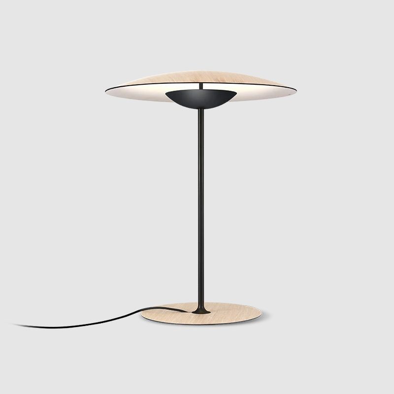Candeeiro de mesa Elaarelia fino e minimalista