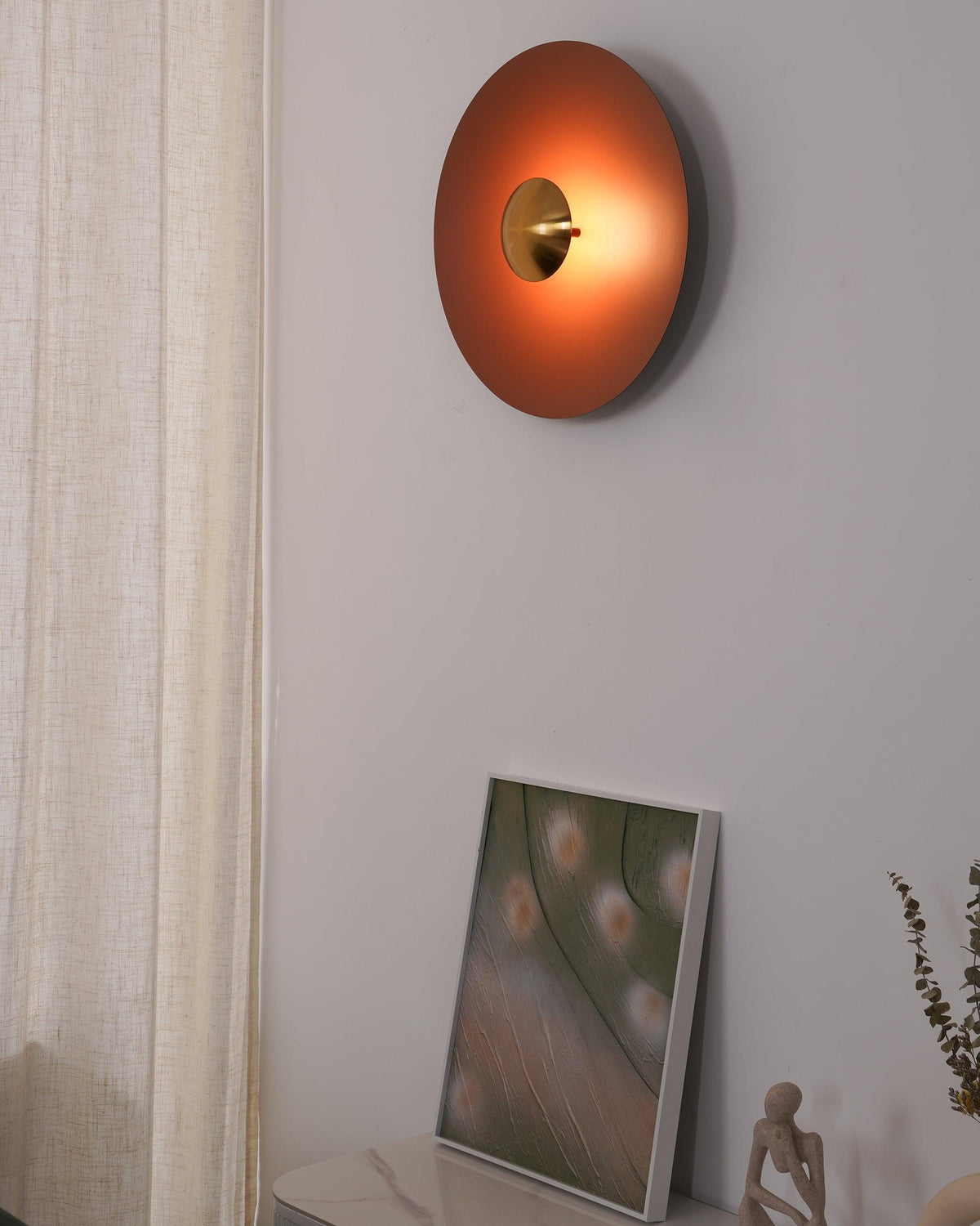 Erlirora enkel vägglampa med mjukt sken, plug-in