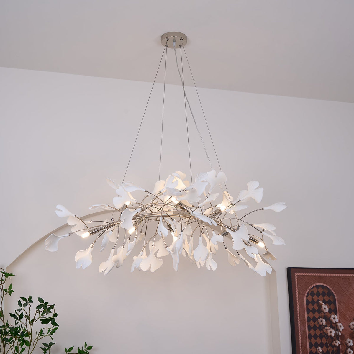 Aruxin art deco -tyylinen alaspäin kaartuva neidonhiuspuukattokruunu