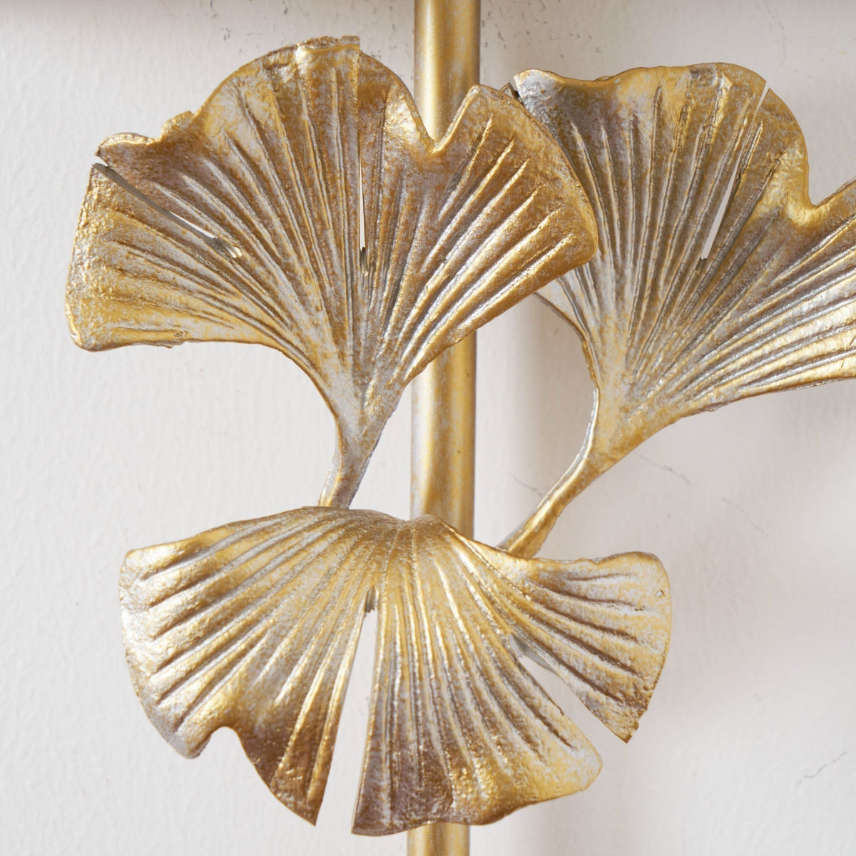 Daisy veggljós með ginkgo-laufi
