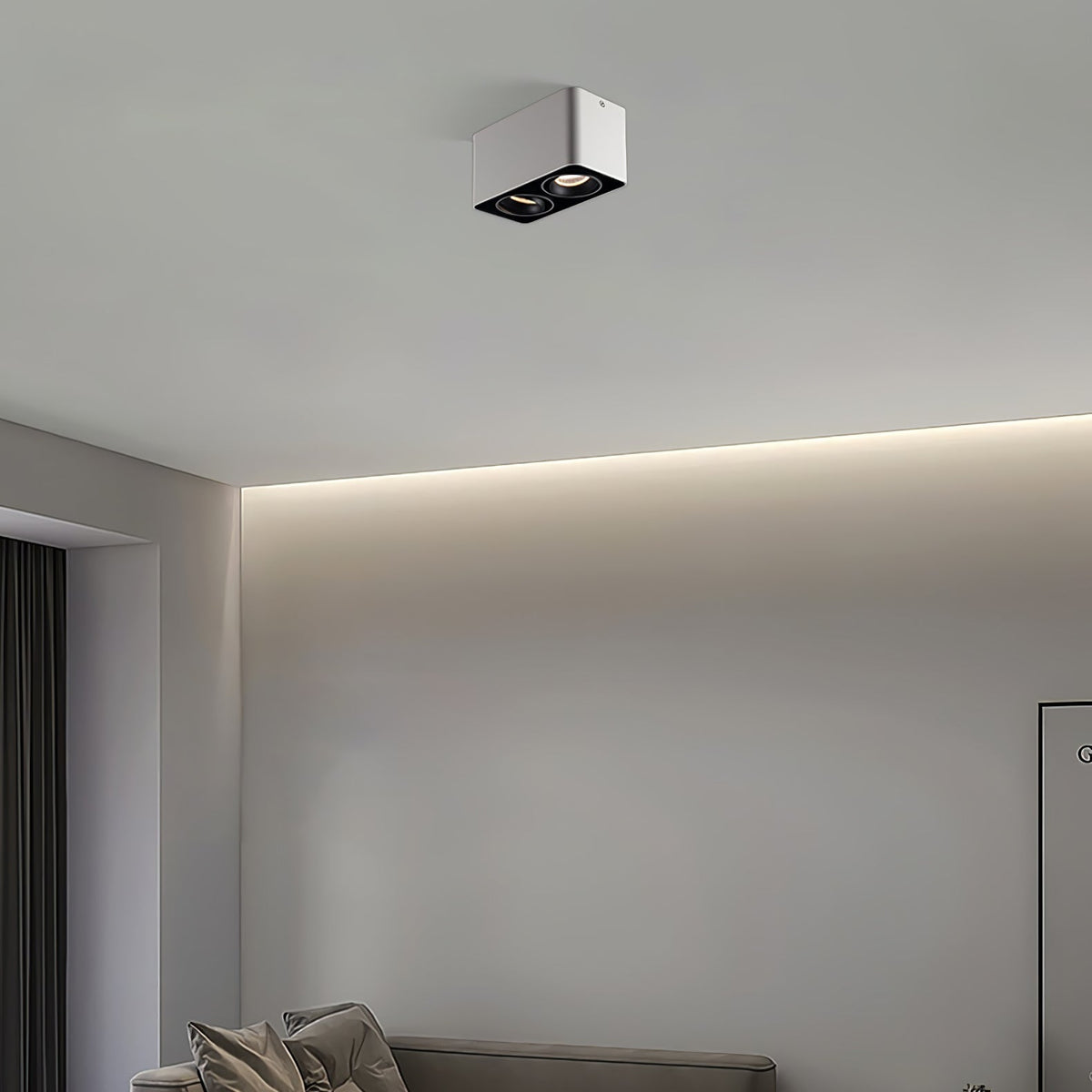 Devely spotlampe til overflademontering med to LED-lyskilder, kantet minimalistisk