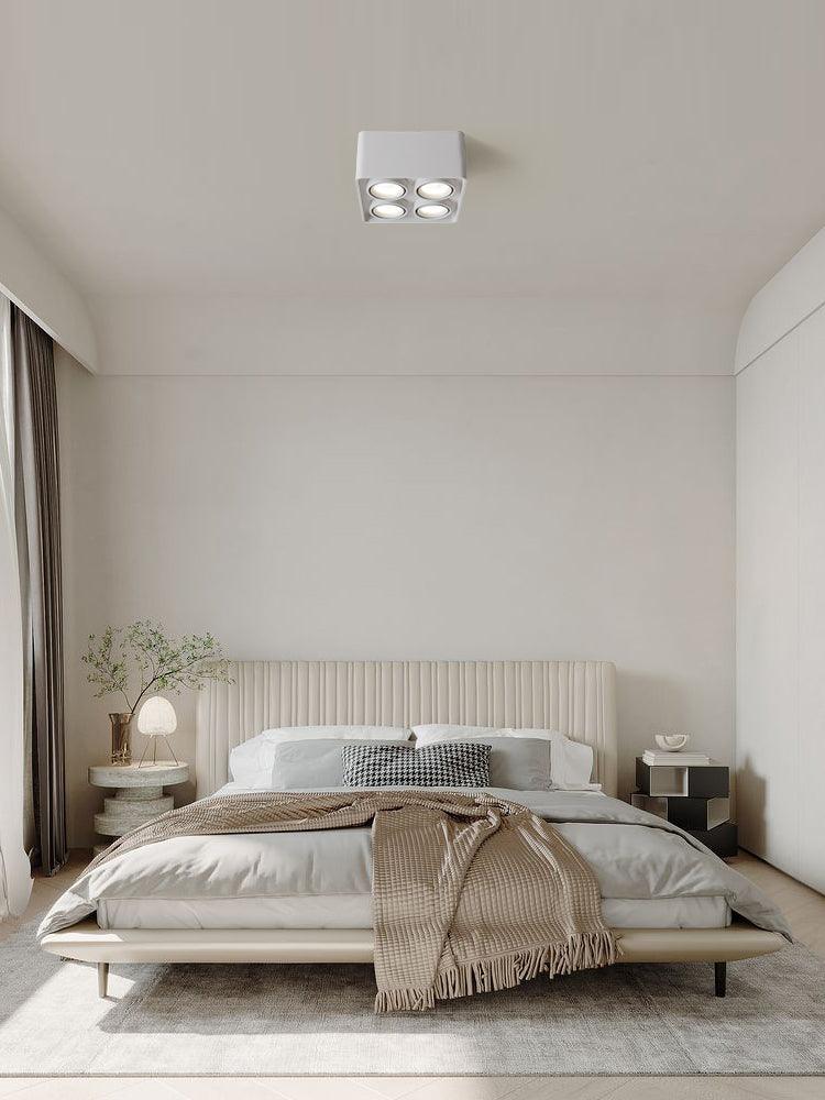 Devely spotlampe til overflademontering med to LED-lyskilder, kantet minimalistisk