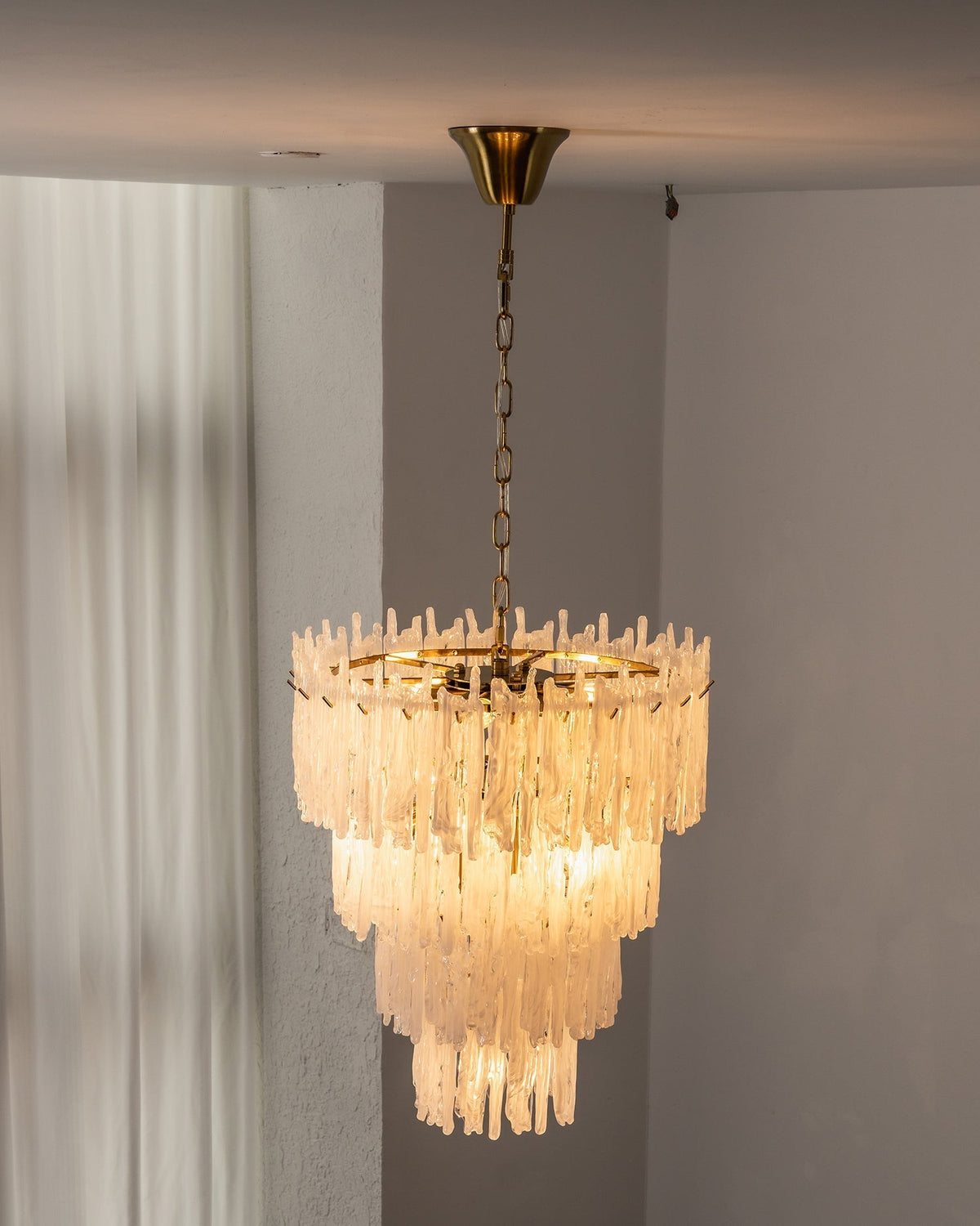 Aveneliel Chandelier