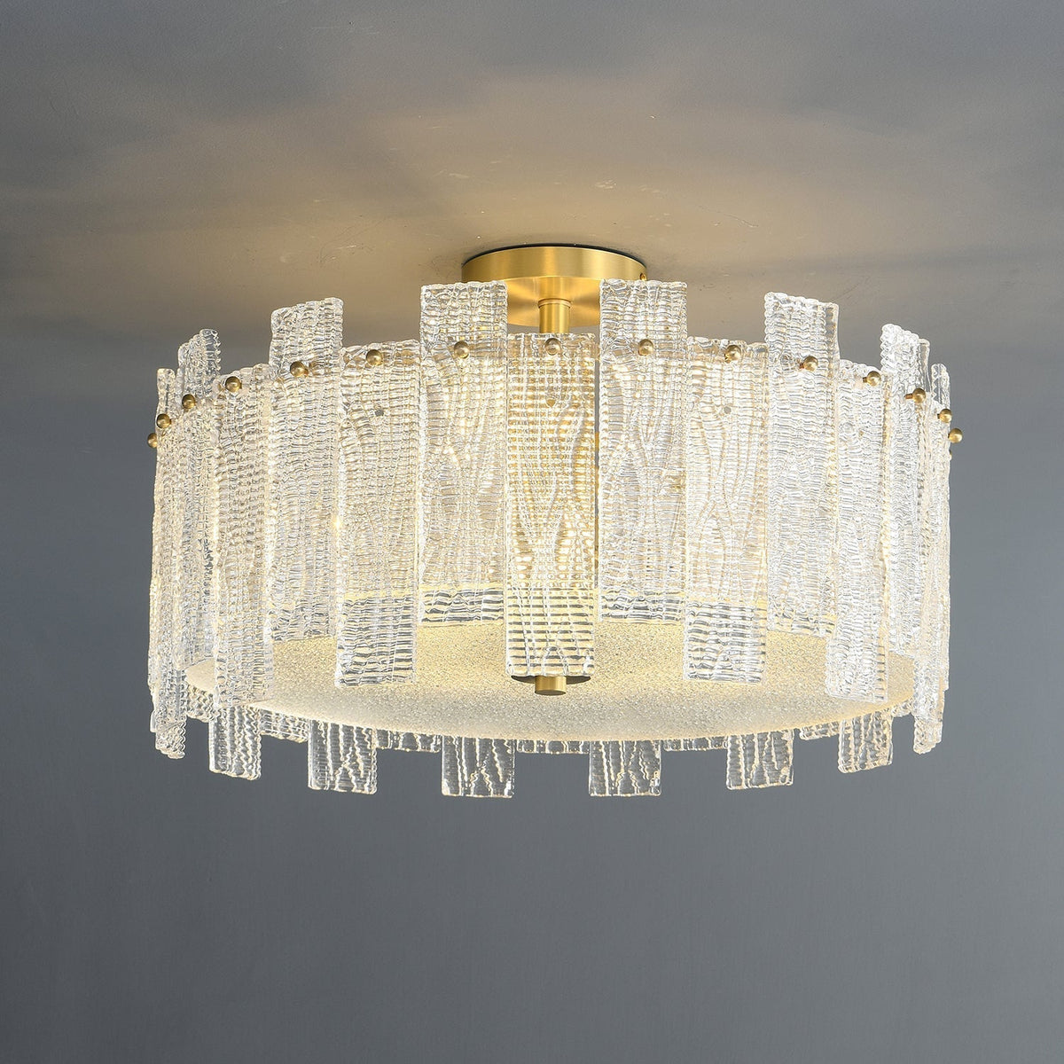 Symiror postmoderne luksusloftlampe i messing og glas