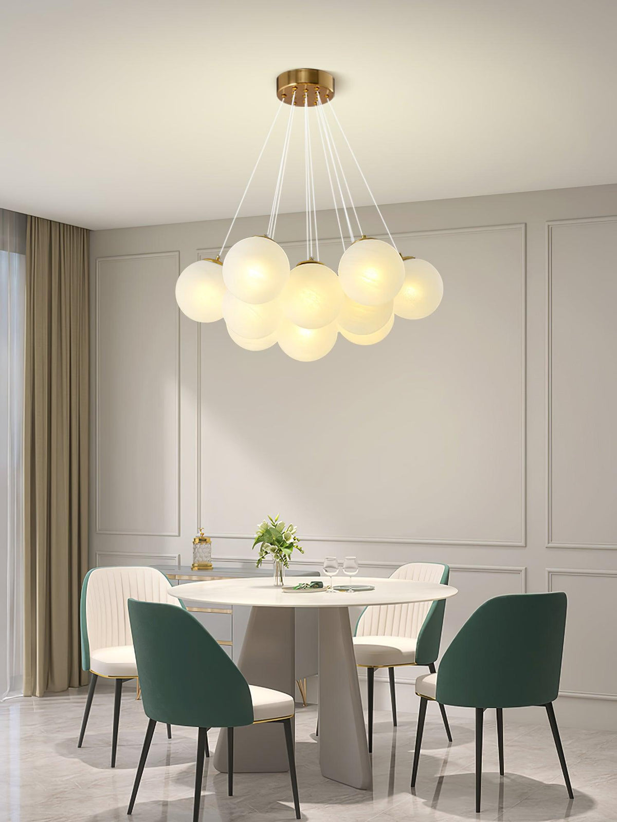 Celalissa lysekrone med klynger af glas og matteret glas