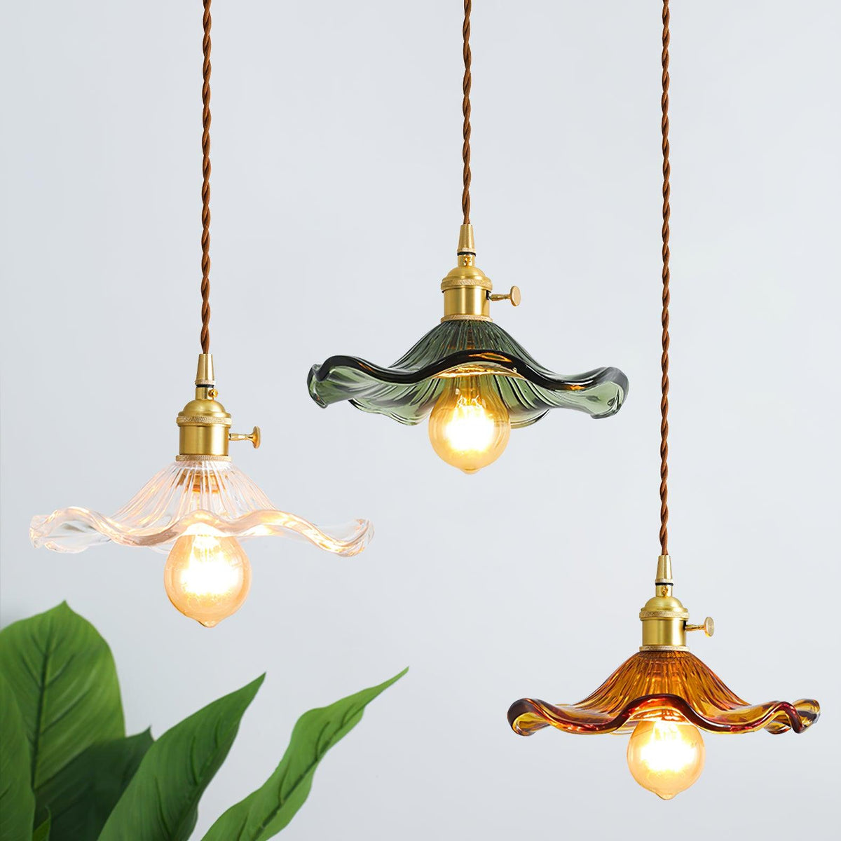 Lioralina vintage pendellampe i messing og glas