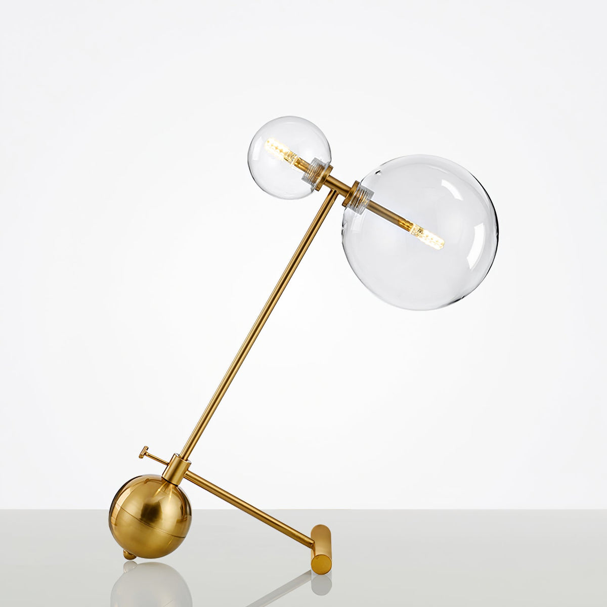 Deno moderne bordlampe