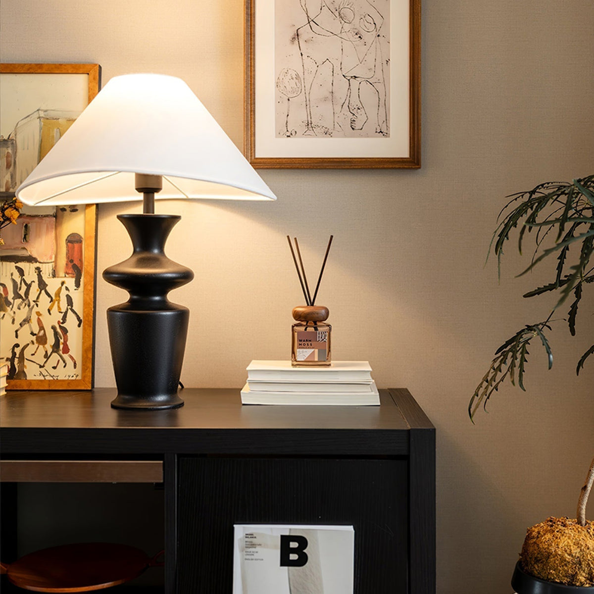 Arius vintagebordlampe i træ