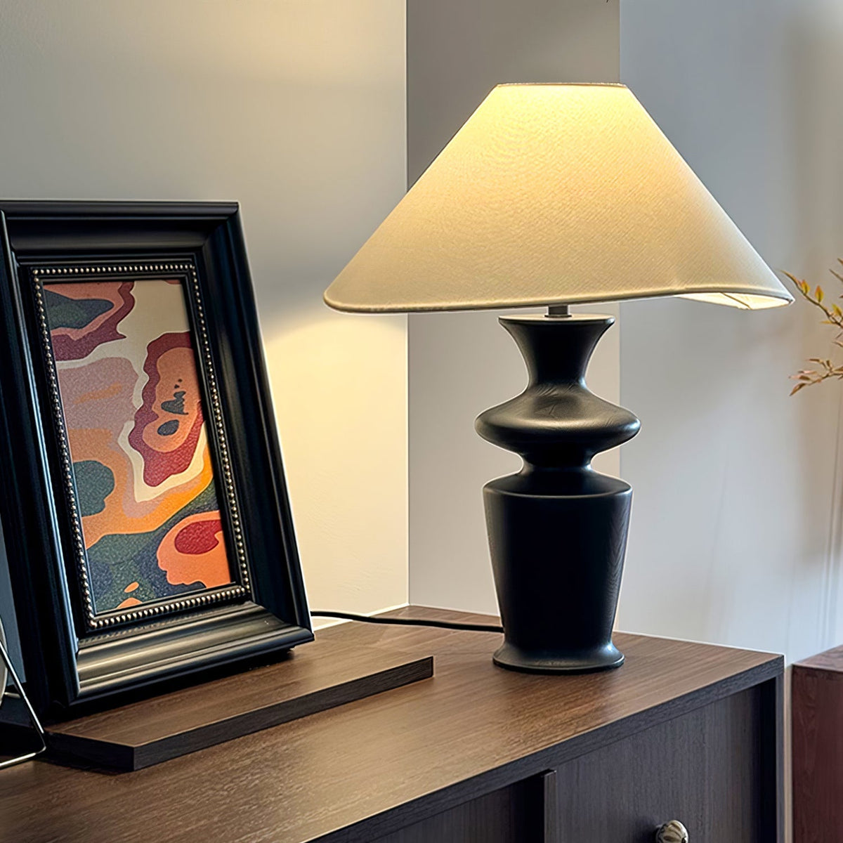 Arius vintagebordlampe i træ