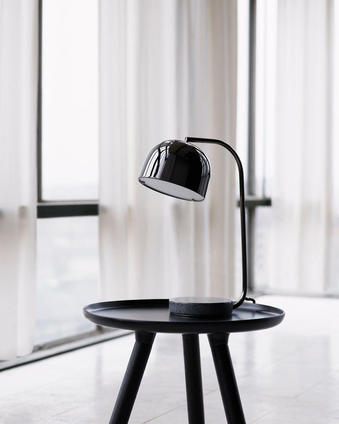 Noroora minimalistisk bordslampa
