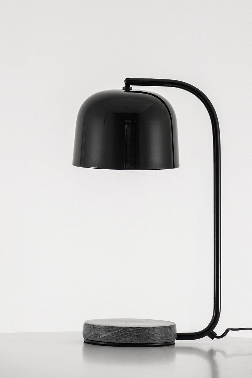 Noroora minimalistisk bordslampa
