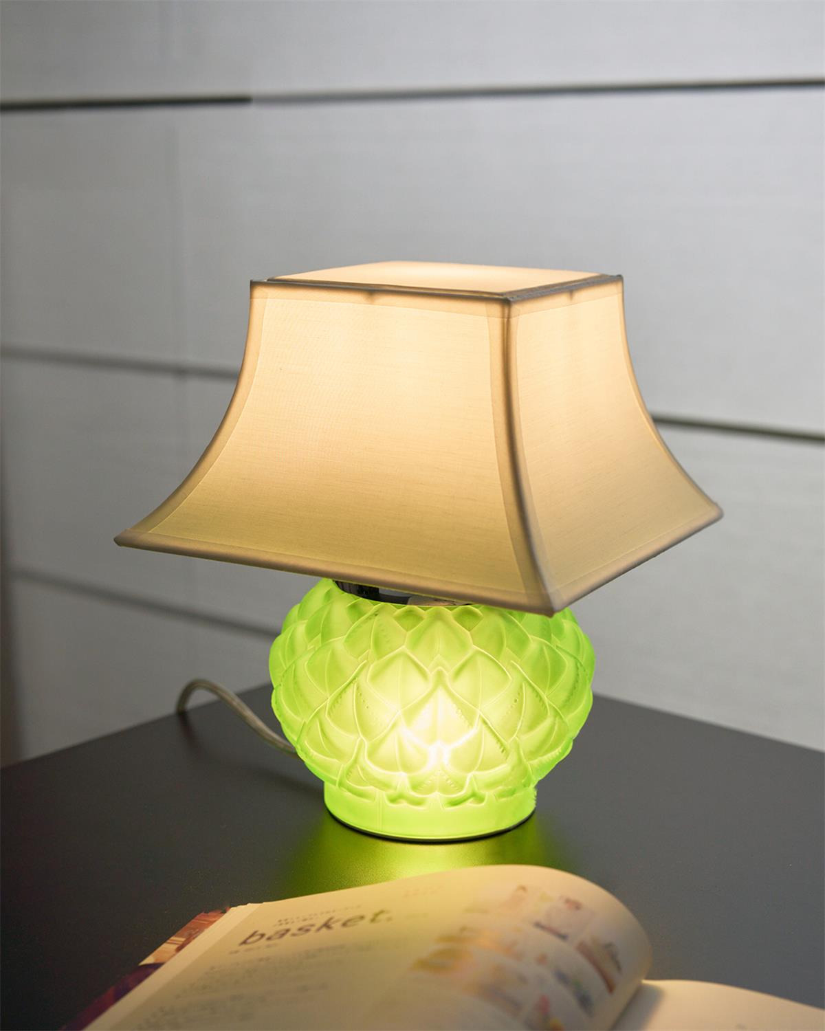 Grennet-bordlampe