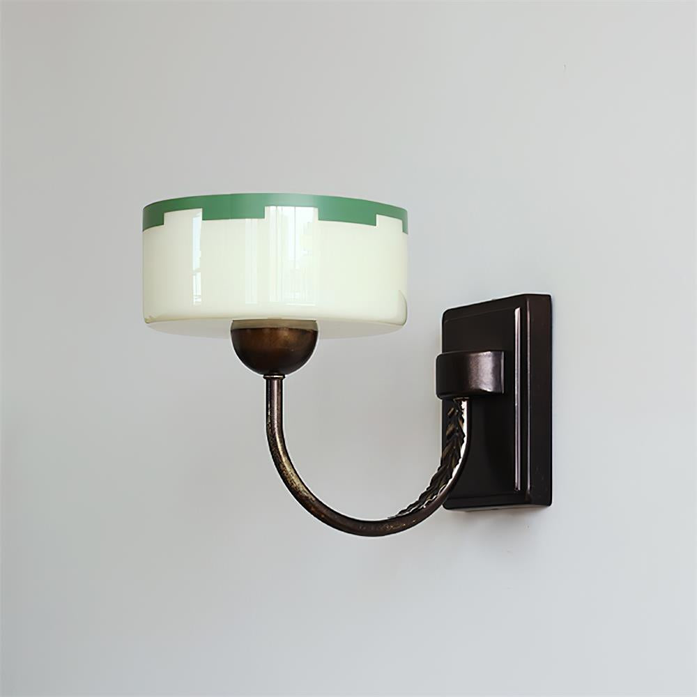 Avenerette Wall Lamp