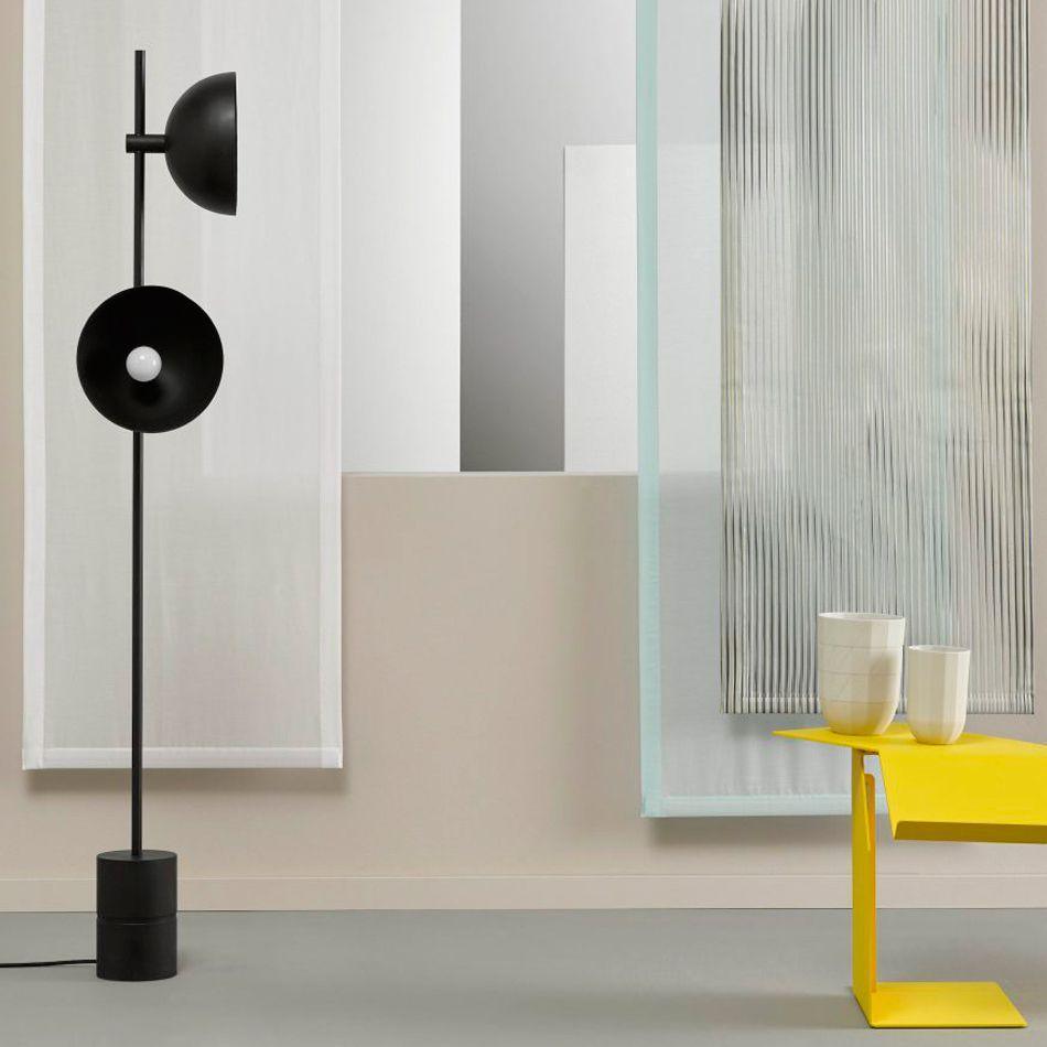 Candeeiro de pé minimalista em vidro Lumase