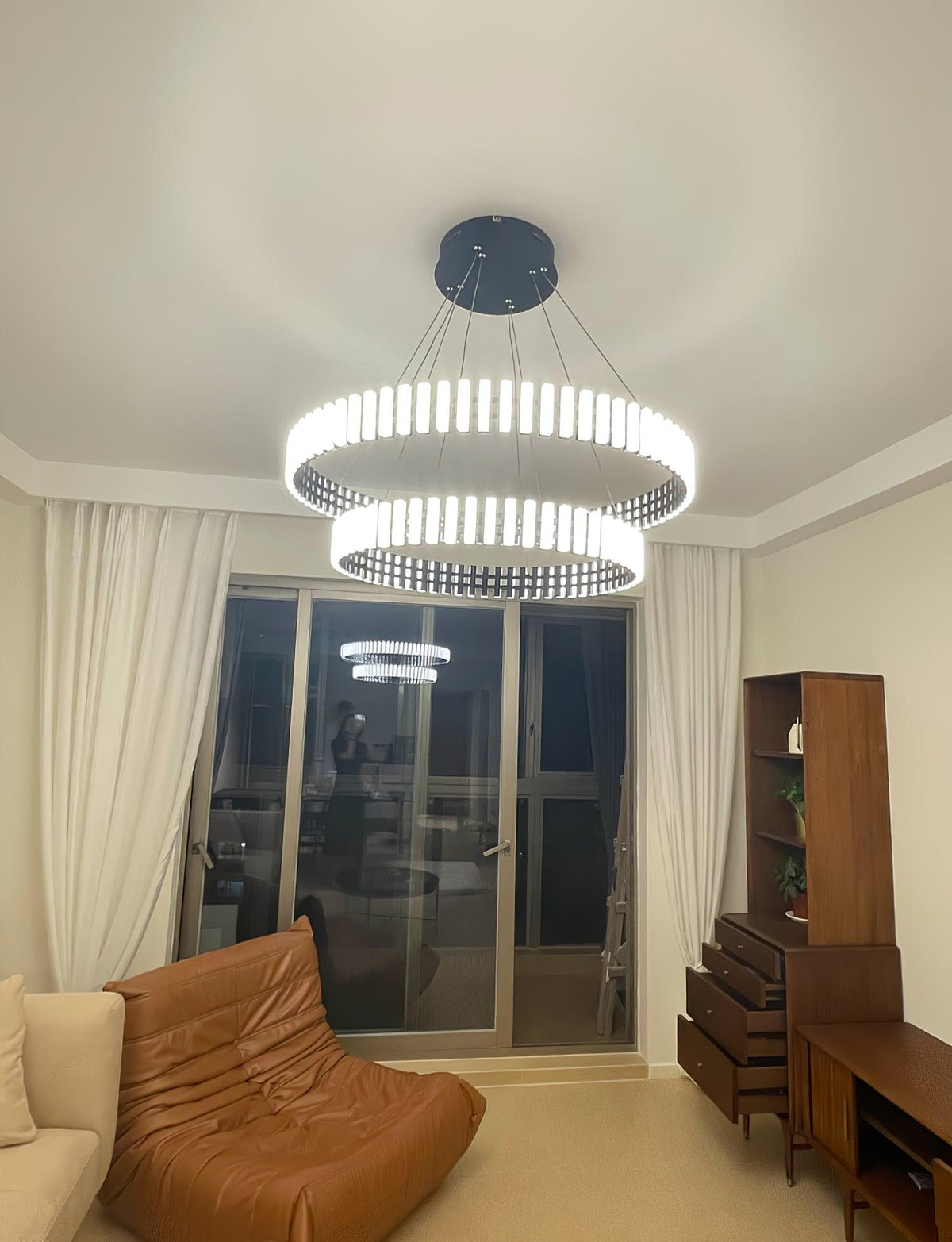 Rivo tyylikäs LED-riippukattovalaisin