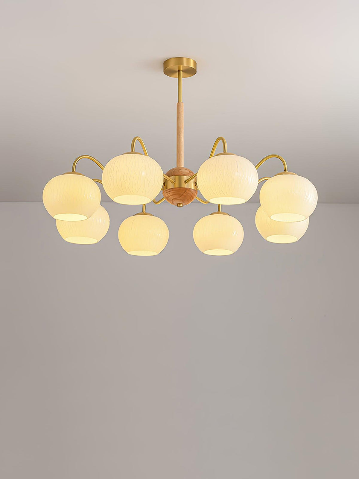 Elyra elegant lysekrone i træ