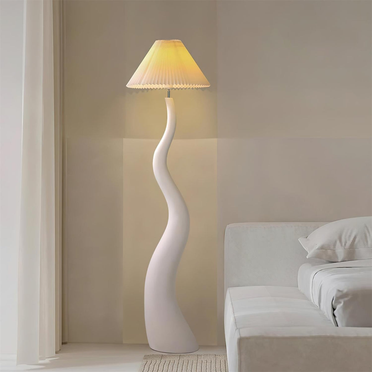 Serpent-gulvlampe