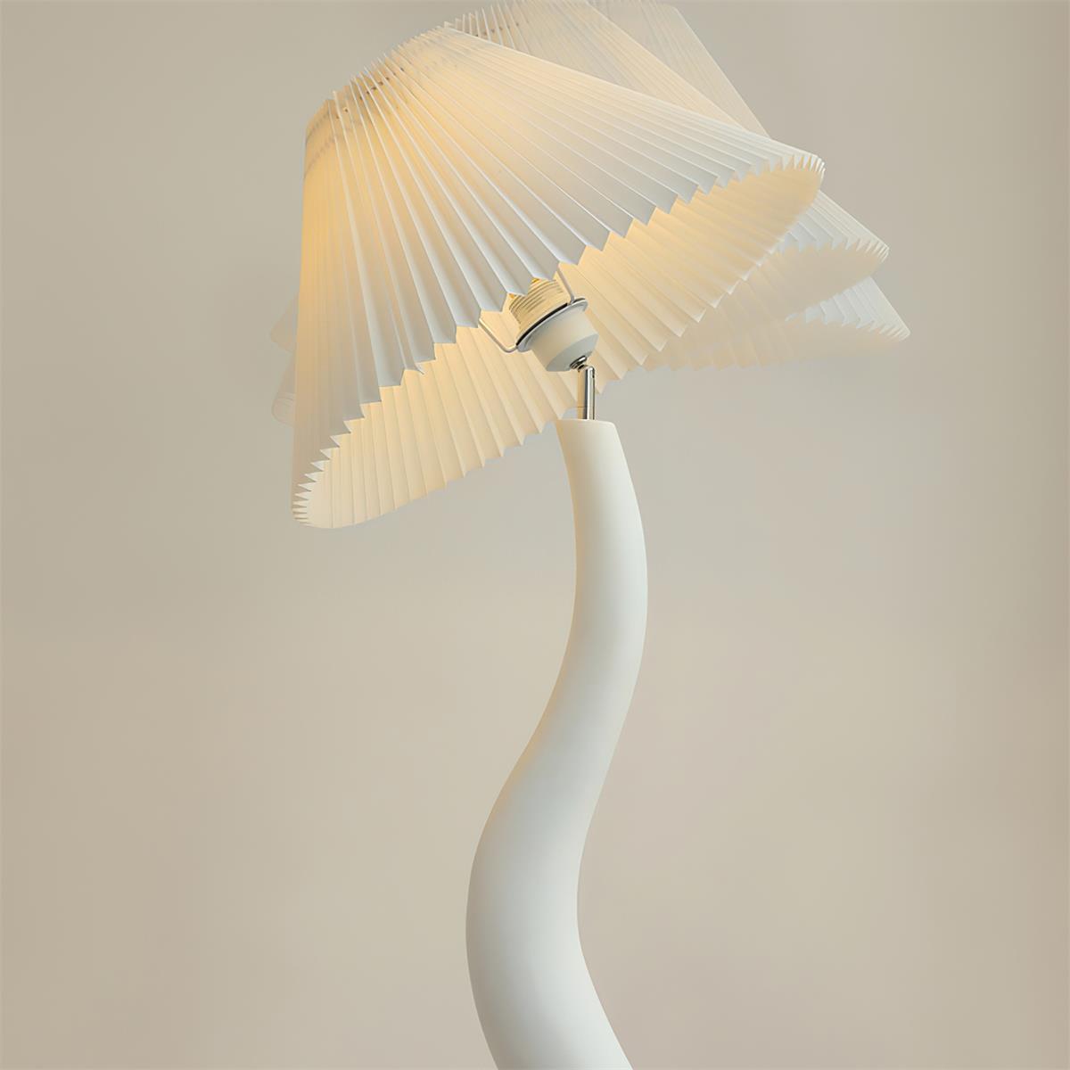 Serpent-gulvlampe