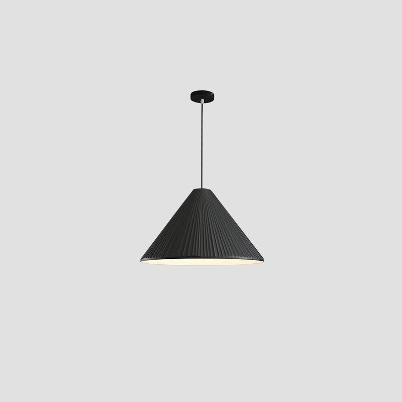 Cone Hat pendellampa i harts