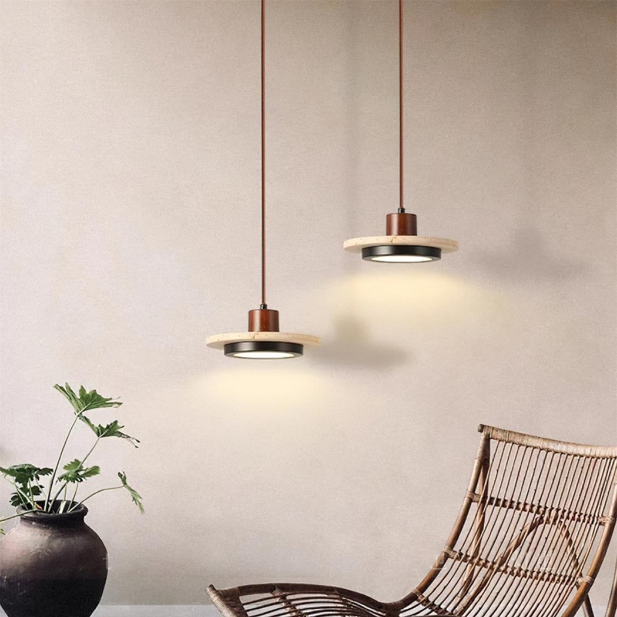 Valen LED-hengilampi úr travertíni