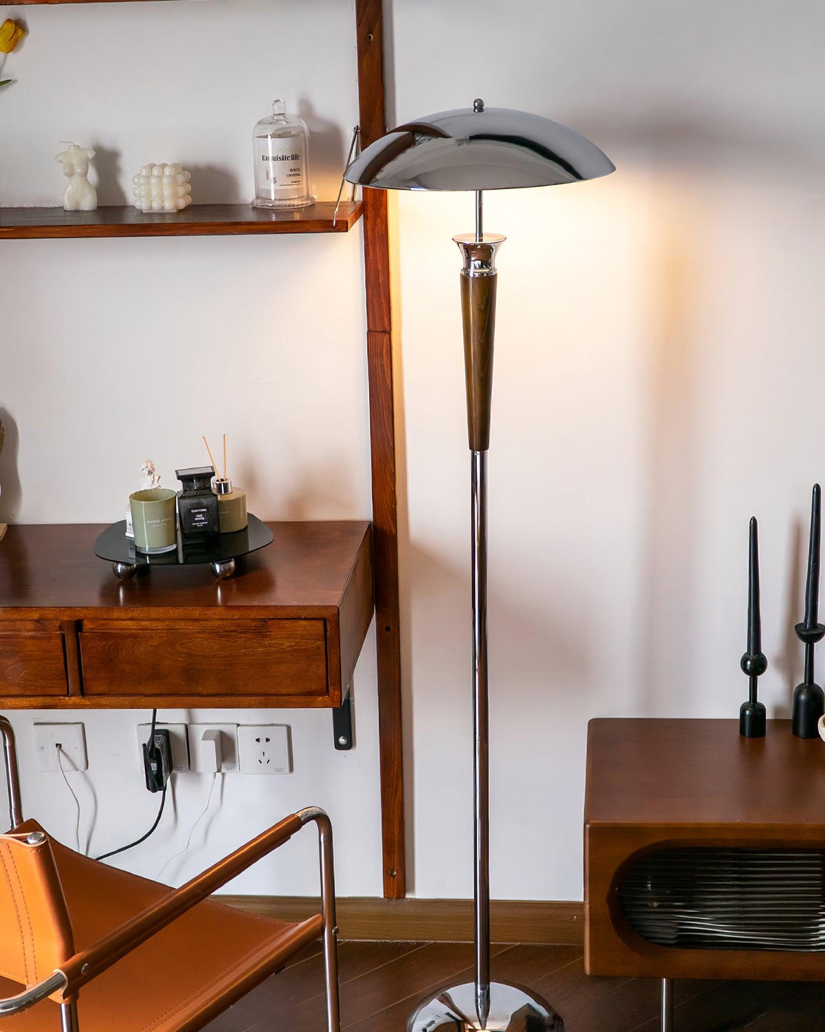 Viraivelle retro golvlampa i krom