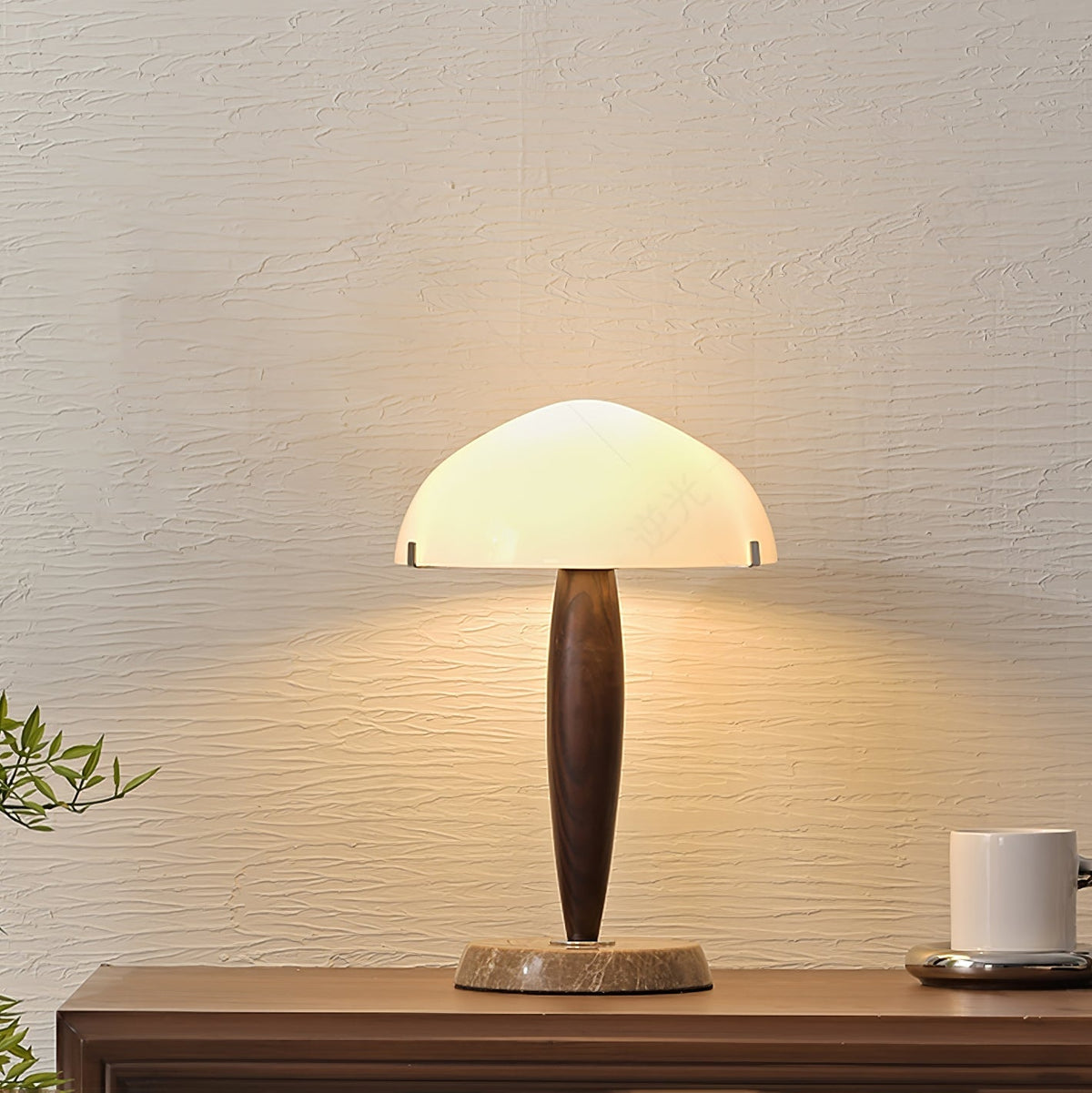 Candeeiro de mesa Emerson em madeira