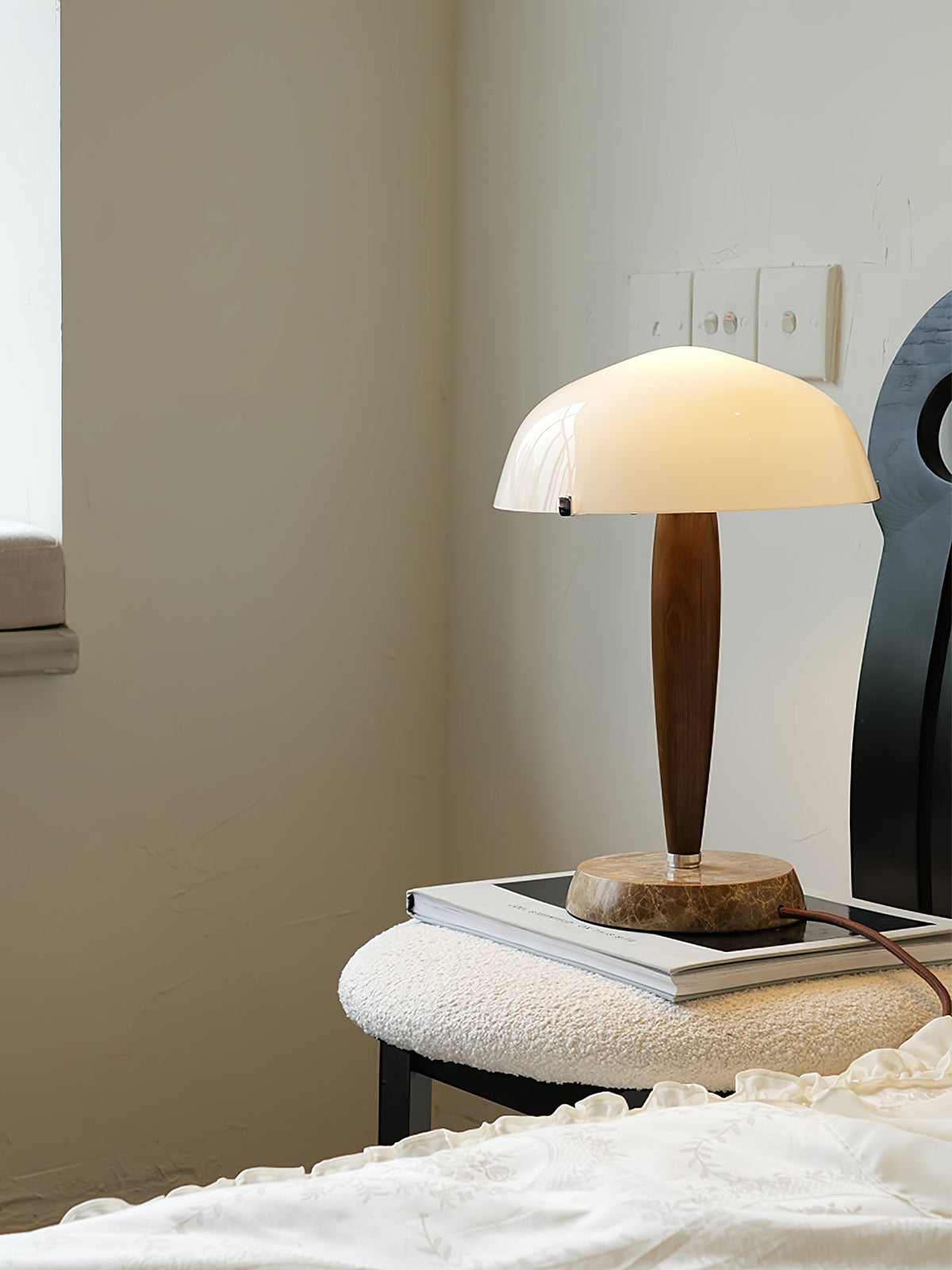 Candeeiro de mesa Emerson em madeira