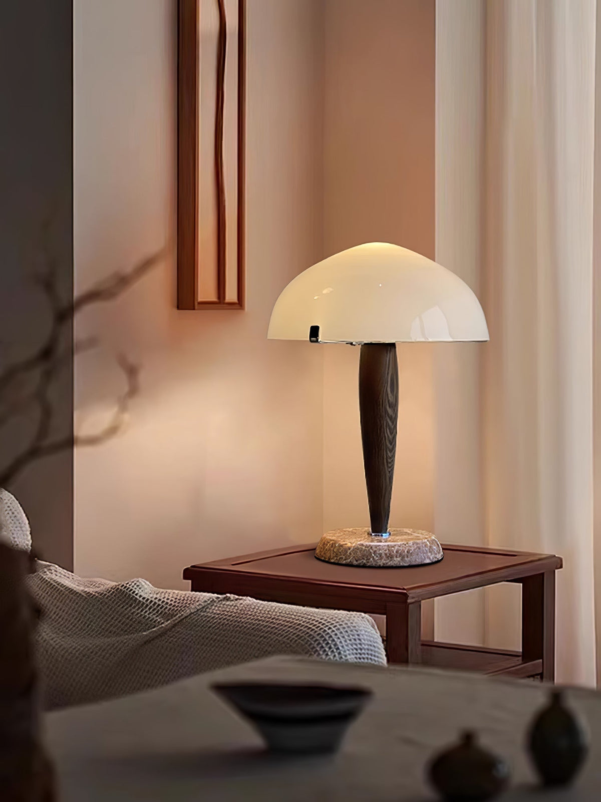 Candeeiro de mesa Emerson em madeira