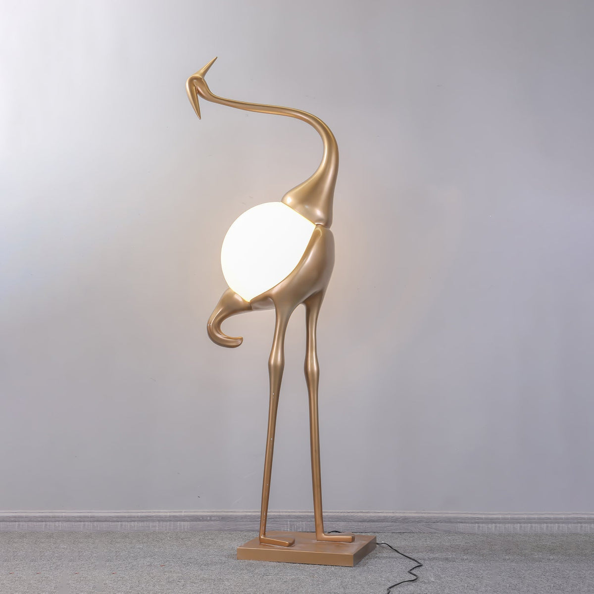 Vägglampa formad som en trana