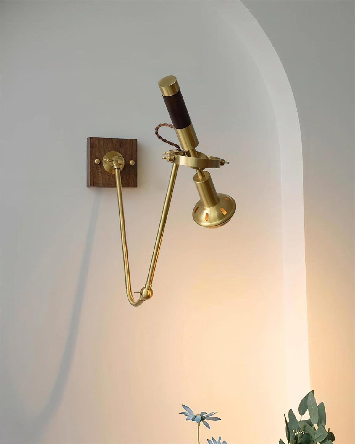Candeeiro de parede com foco ajustável em latão e nogueira, vintage, industrial, de trabalho