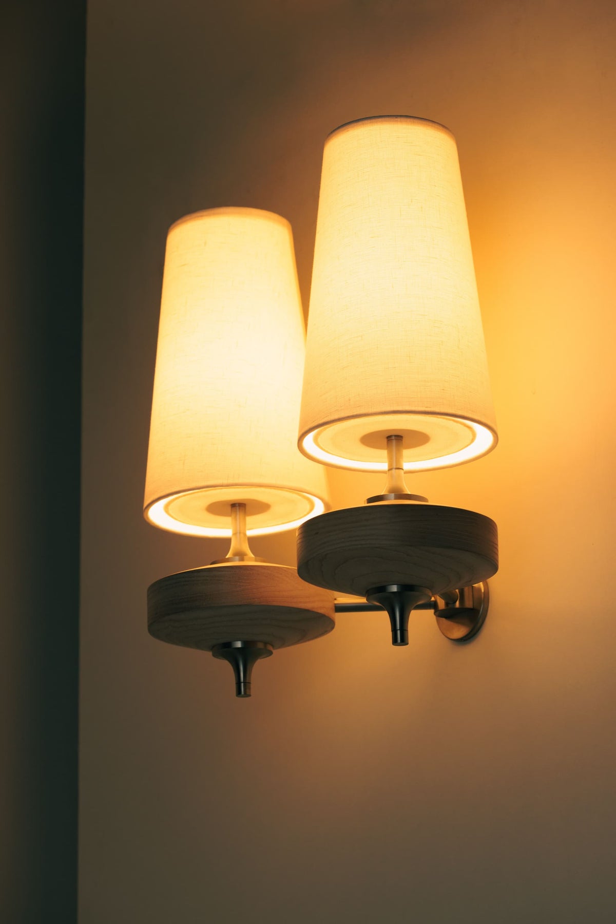 Soluelia Vintage Antique Brass Wall Lamp