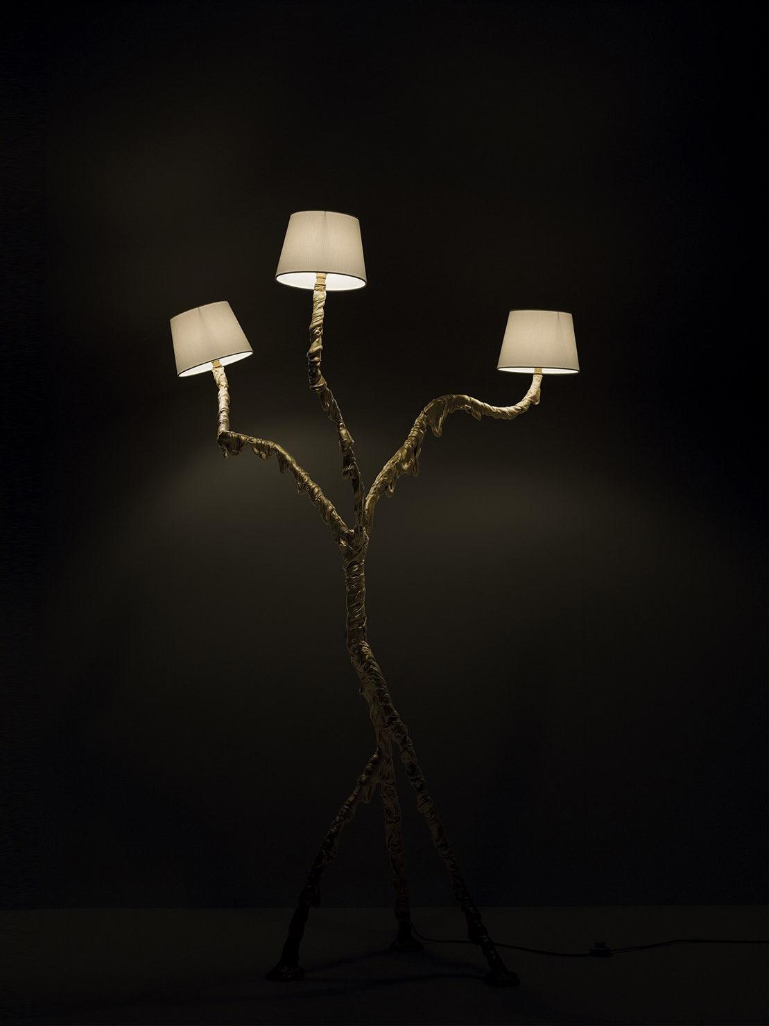 Dendria skulpturel gulvlampe med tre grenarme