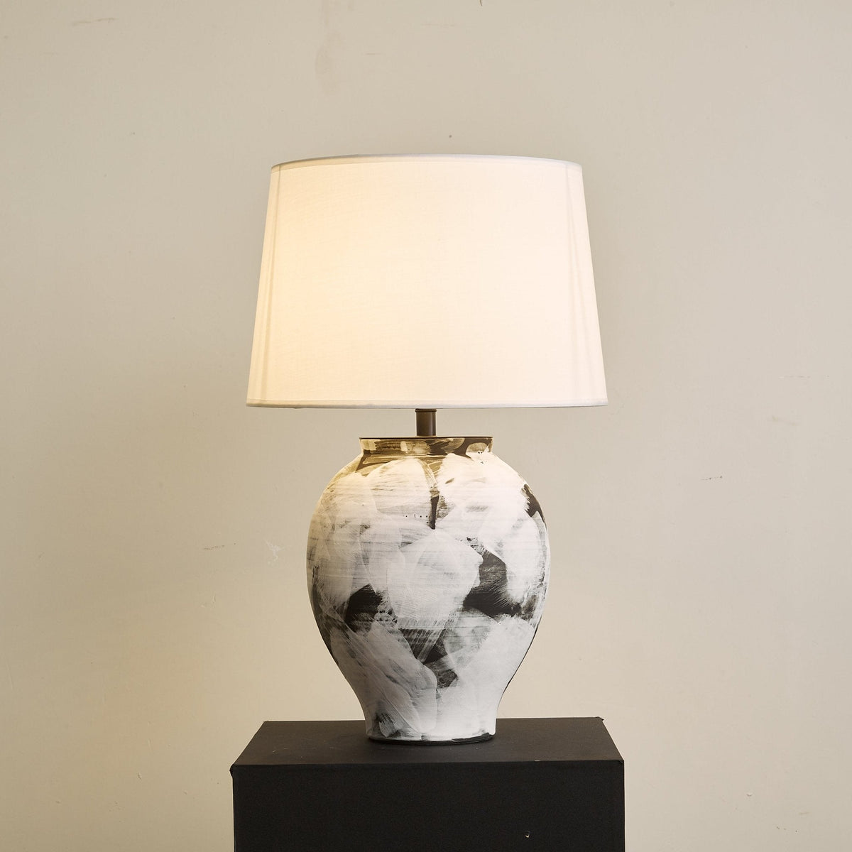 Brush elegant keramisk bordlampe