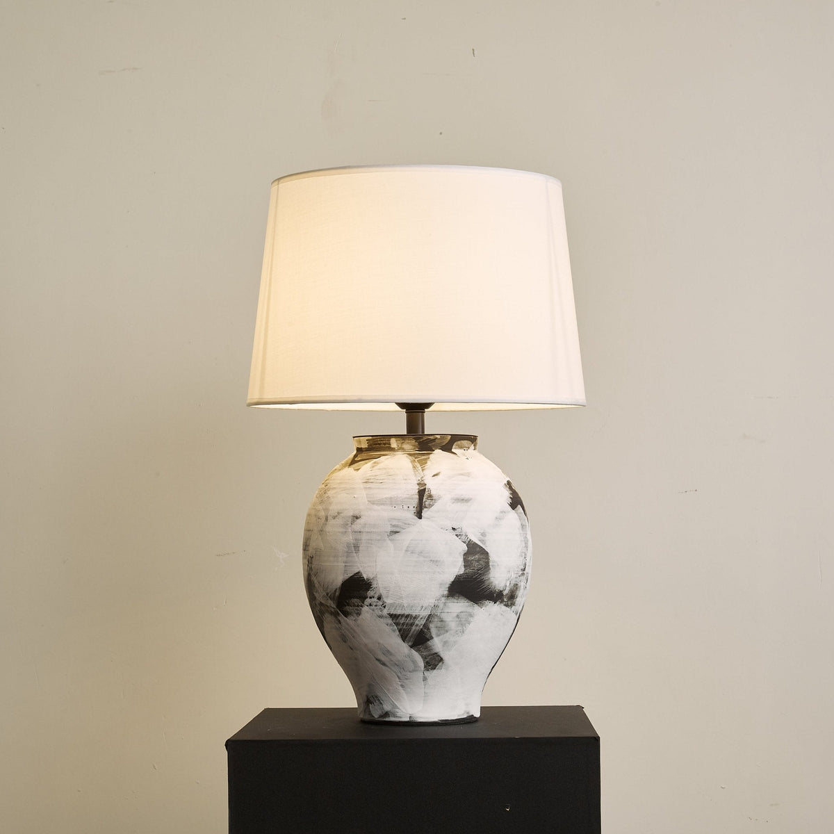 Brush elegant keramisk bordlampe