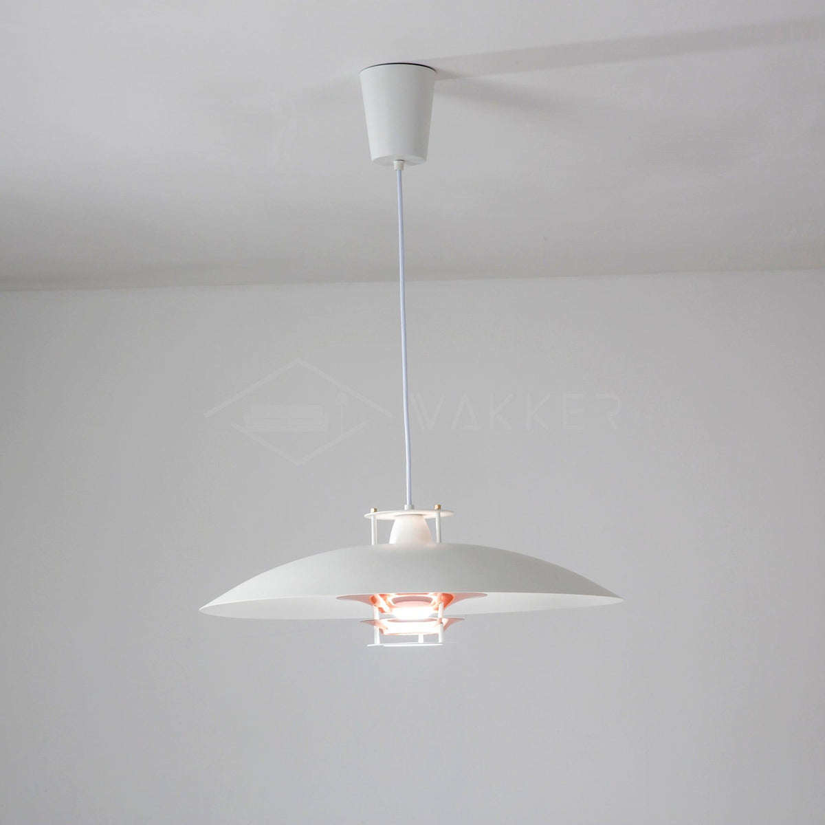 Feraaya moderne pendel i aluminium