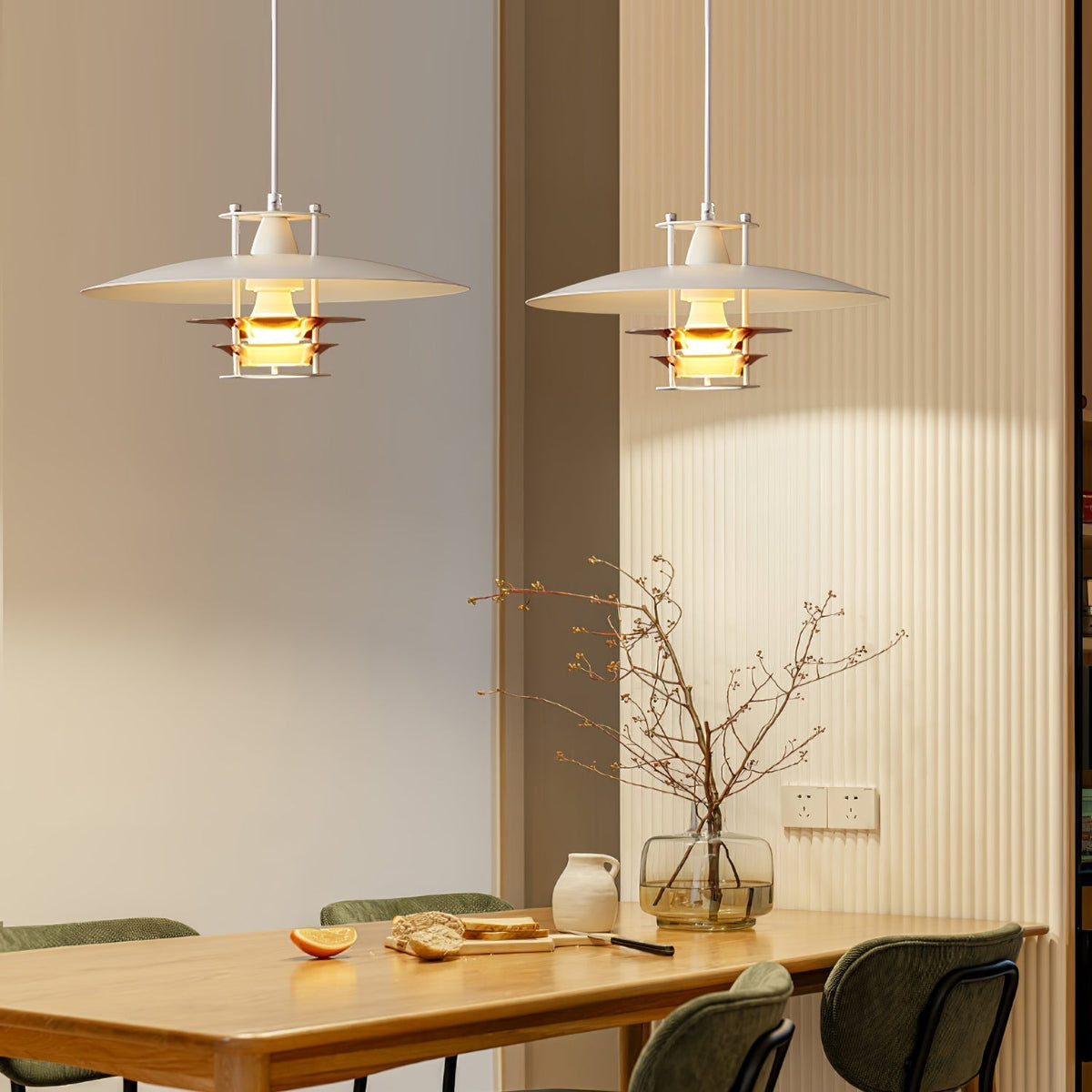 Feraaya moderne pendel i aluminium