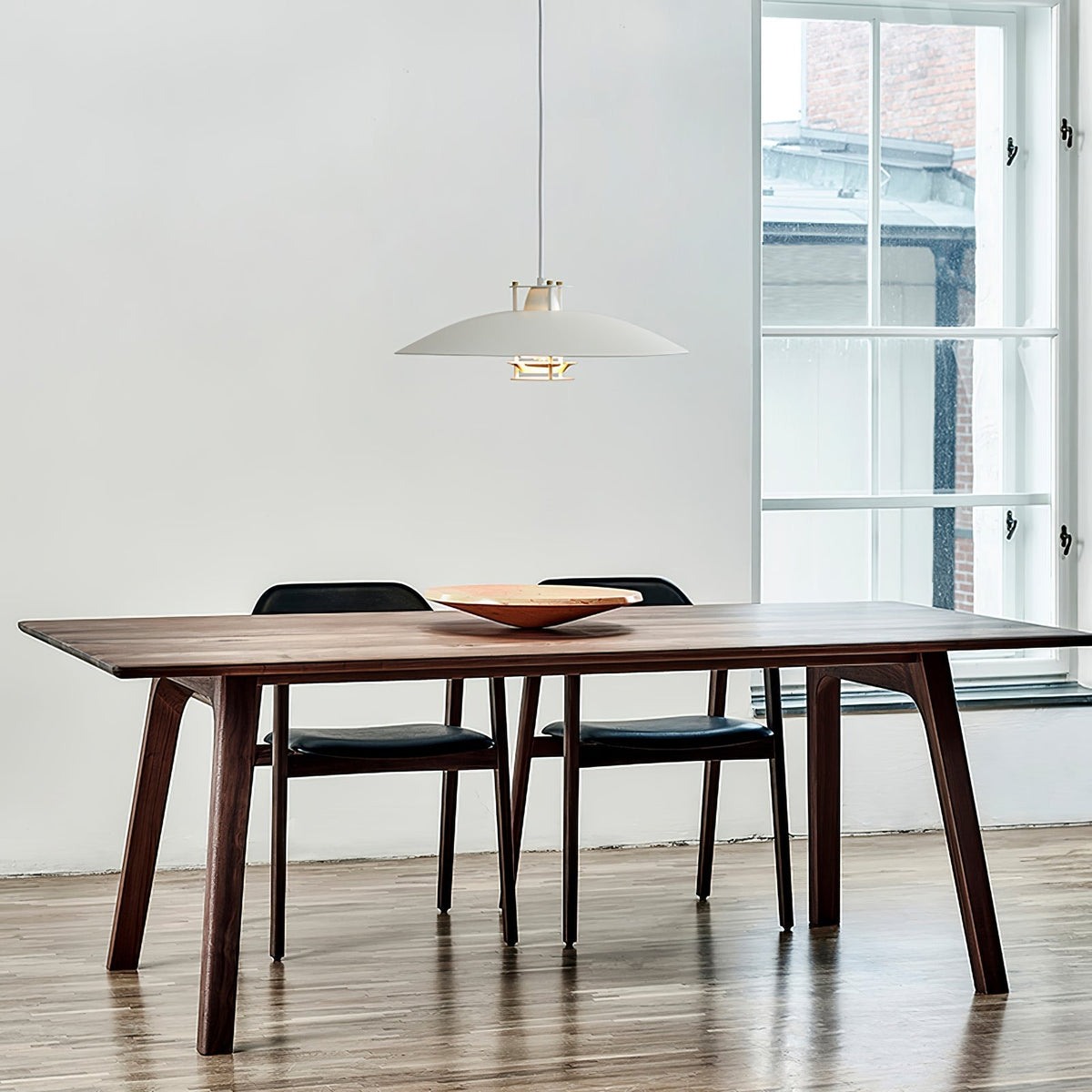 Feraaya moderne pendel i aluminium