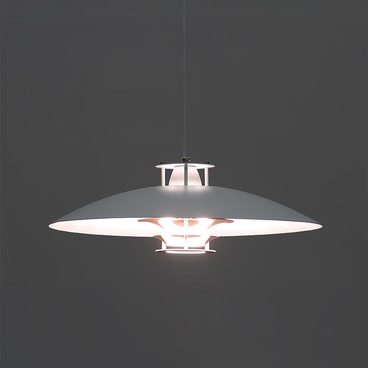 Feraaya moderne pendel i aluminium