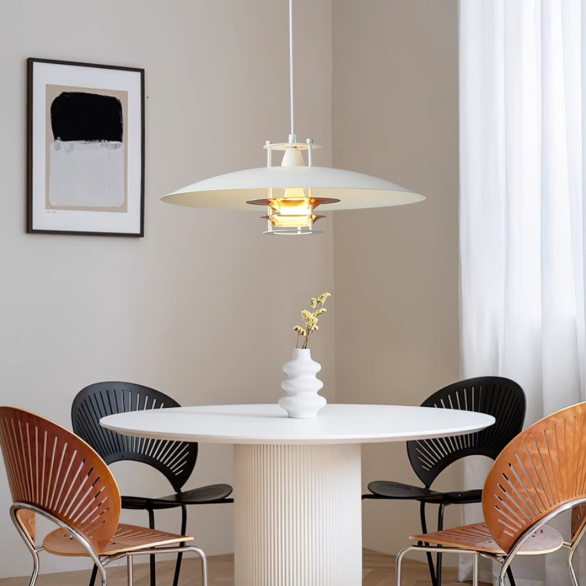 Feraaya moderne pendel i aluminium