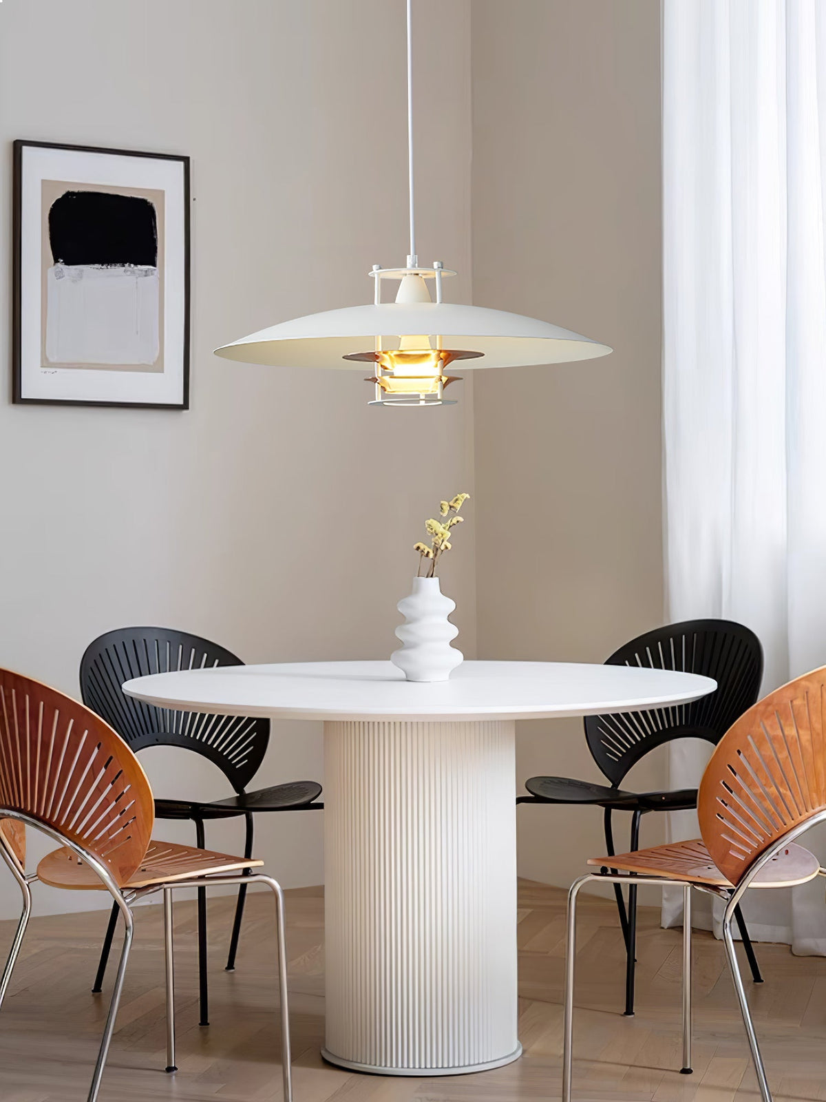 Feraaya moderne pendel i aluminium