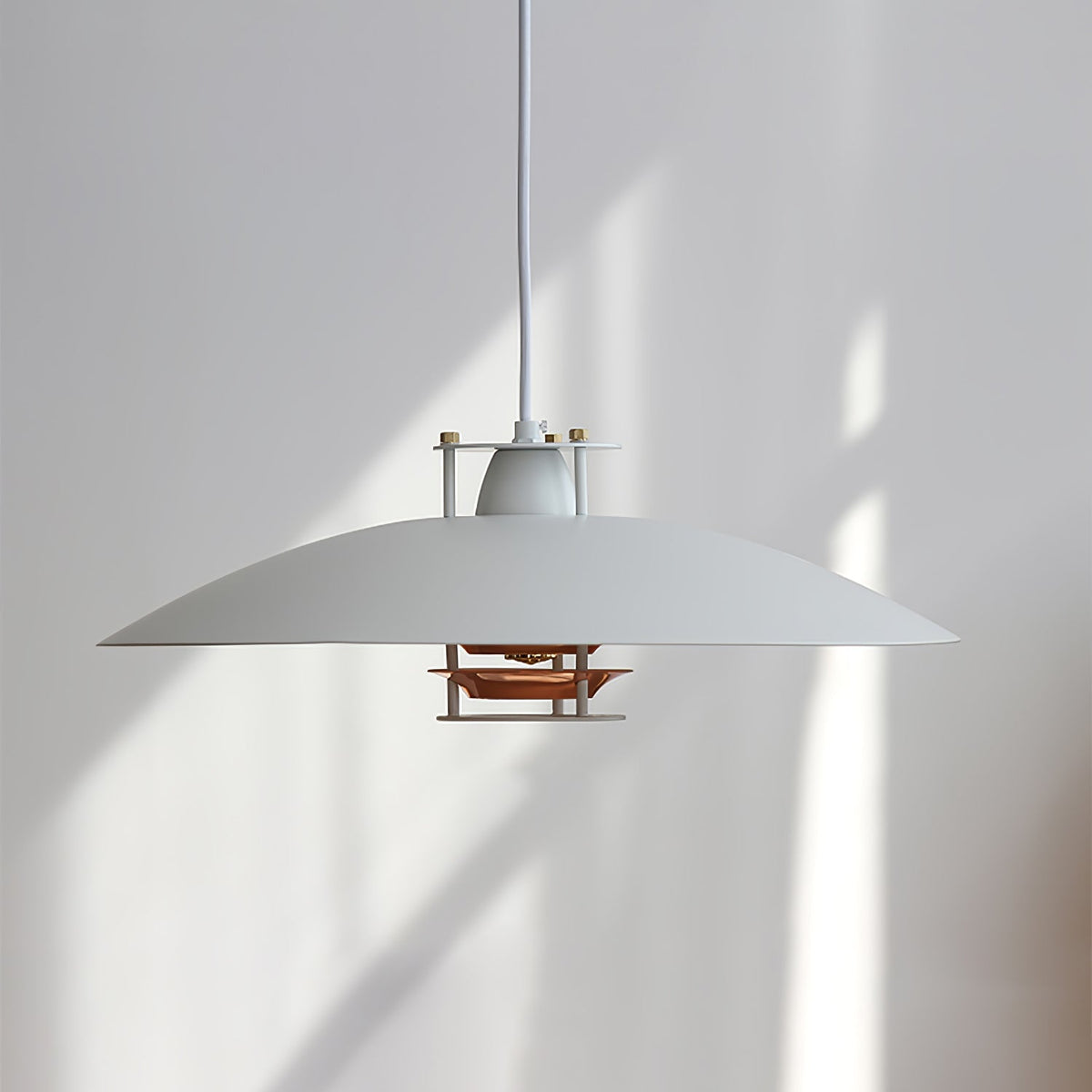 Feraaya moderne pendel i aluminium