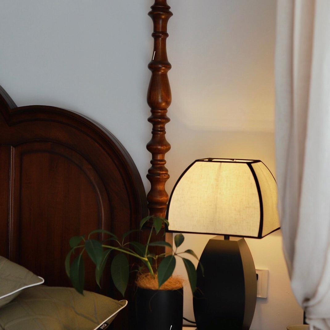 Alux minimalistisk bordslampa i tyg