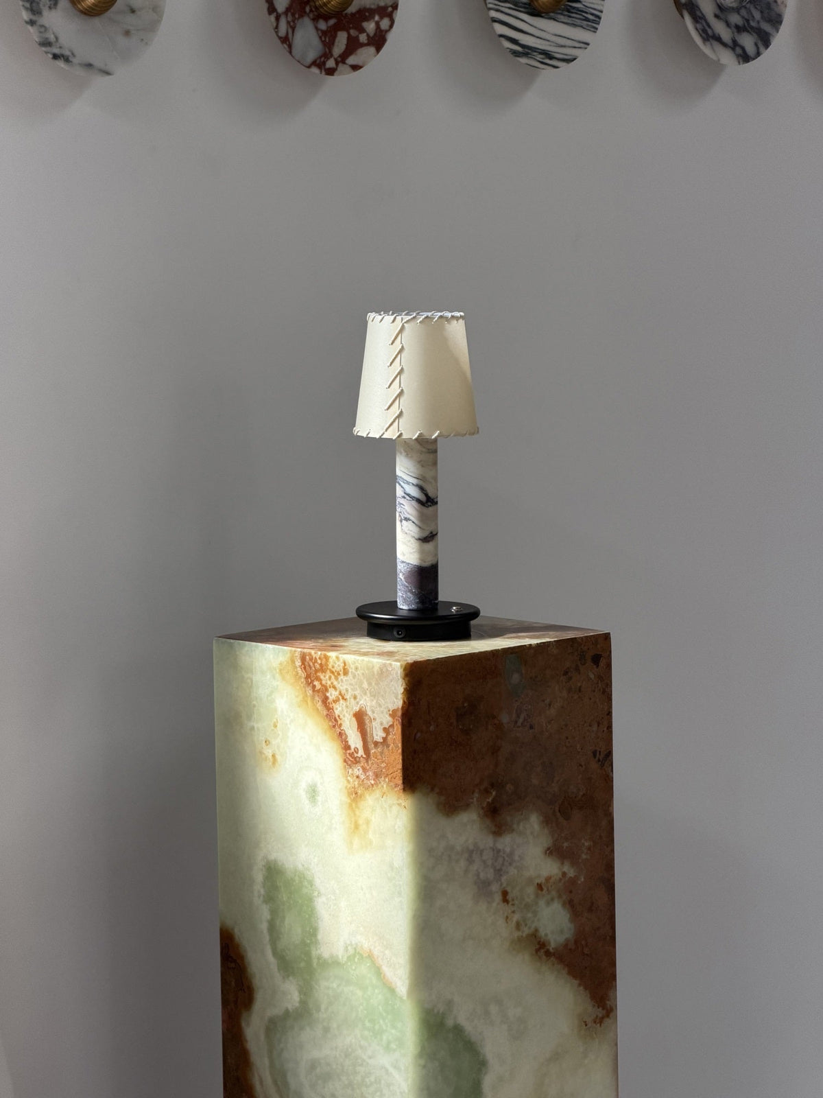 Viraerira-bordlampe